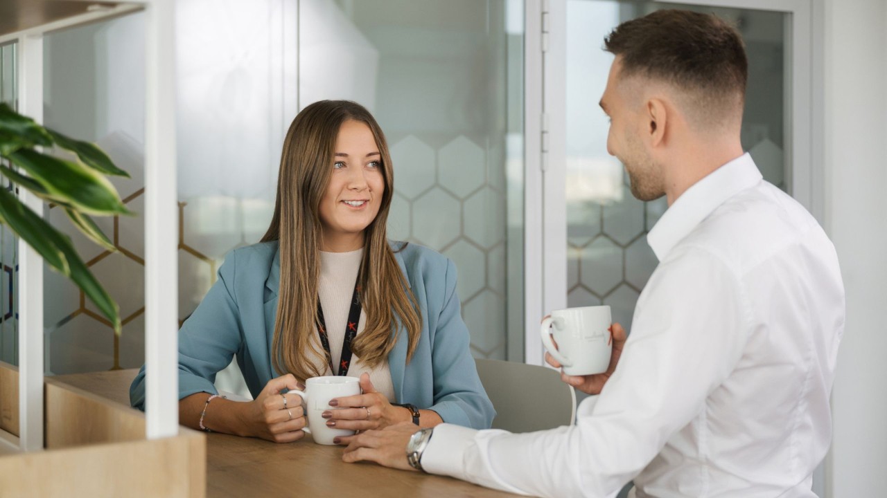 for site (1600 × 900 px) (1920 × 1080 px) - 3